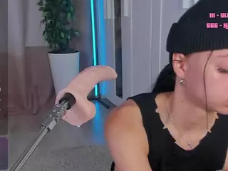 Flora's Live Sex Cam Show