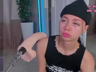 Flora's Live Sex Cam Show