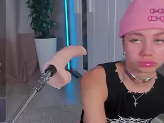 Flora's Live Sex Cam Show