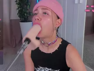 Flora's Live Sex Cam Show