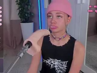 Flora's Live Sex Cam Show