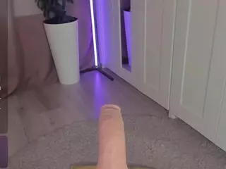 Flora's Live Sex Cam Show