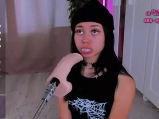 Flora's Live Sex Cam Show