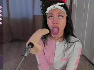 Flora's Live Sex Cam Show