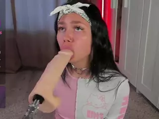 Flora's Live Sex Cam Show