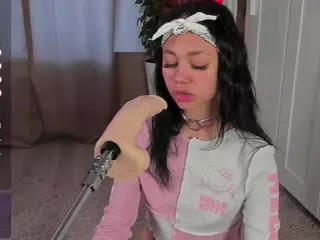 Flora's Live Sex Cam Show