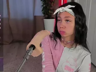 Flora's Live Sex Cam Show