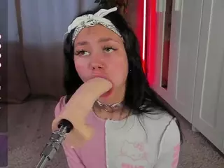 Flora's Live Sex Cam Show