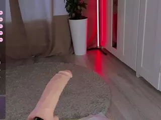 Flora's Live Sex Cam Show