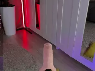 Flora's Live Sex Cam Show
