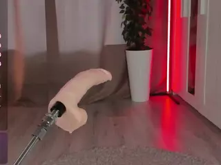 Flora's Live Sex Cam Show