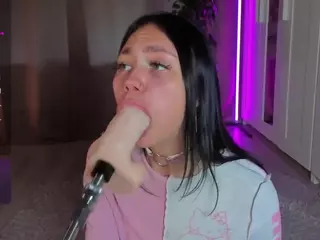 Flora's Live Sex Cam Show