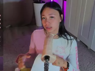 Flora's Live Sex Cam Show