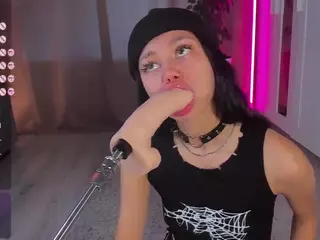 Flora's Live Sex Cam Show