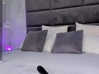 Jennifer-Wadee's Live Sex Cam Show