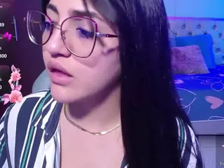 laura-hot19's Live Sex Cam Show