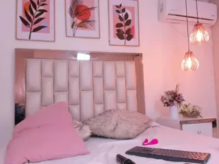 Kiim-miller's Live Sex Cam Show