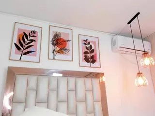 Kiim-miller's Live Sex Cam Show