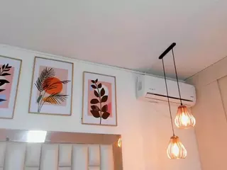 Kiim-miller's Live Sex Cam Show