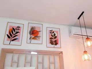 Kiim-miller's Live Sex Cam Show