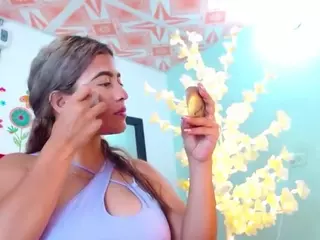 scarleth-snow's Live Sex Cam Show