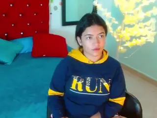 scarleth-snow's Live Sex Cam Show