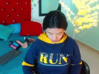 scarleth-snow's Live Sex Cam Show