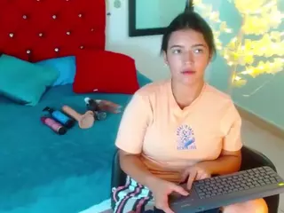 scarleth-snow's Live Sex Cam Show