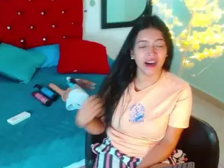 scarleth-snow's Live Sex Cam Show