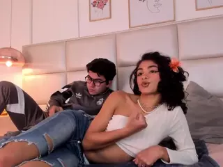 Zuky 💕's Live Sex Cam Show