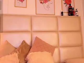 Zuky 💕's Live Sex Cam Show