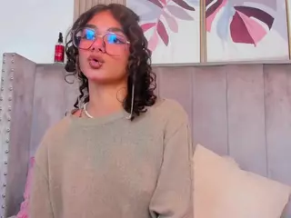 Zuky 💕's Live Sex Cam Show