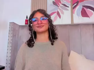 Zuky 💕's Live Sex Cam Show