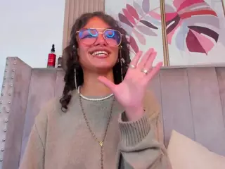 Zuky 💕's Live Sex Cam Show