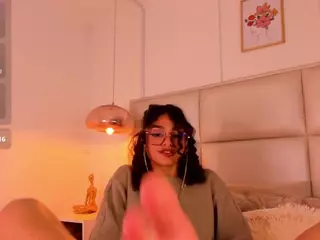 Zuky 💕's Live Sex Cam Show