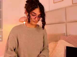 Zuky 💕's Live Sex Cam Show