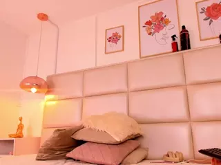 Zuky 💕's Live Sex Cam Show
