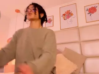 Zuky 💕's Live Sex Cam Show