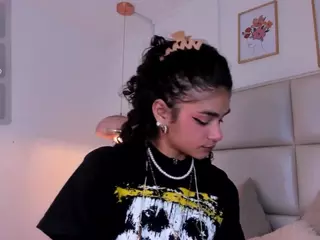 Zuky 💕's Live Sex Cam Show