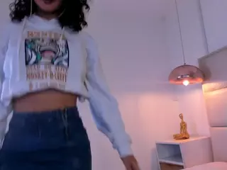 Zuky 💕's Live Sex Cam Show