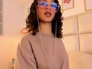 Zuky 💕's Live Sex Cam Show