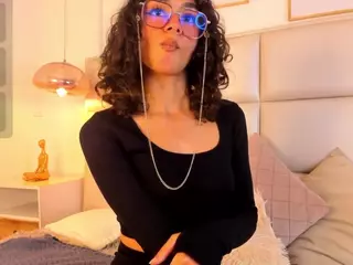 Zuky 💕's Live Sex Cam Show