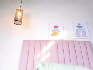 Zulema-Parvin's Live Sex Cam Show