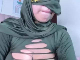 Zulema-Parvin's Live Sex Cam Show