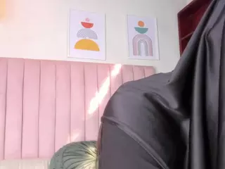 Zulema-Parvin's Live Sex Cam Show