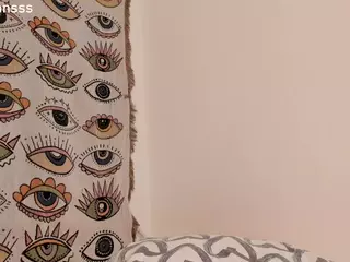 CassieYoung's Live Sex Cam Show