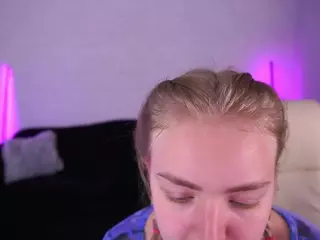 EmilySunshineS's Live Sex Cam Show