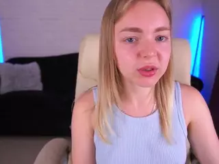 EmilySunshineS's Live Sex Cam Show