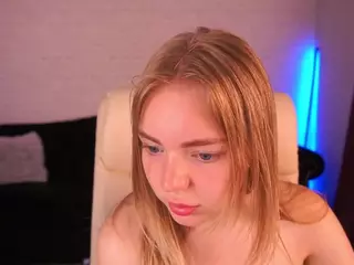 EmilySunshineS's Live Sex Cam Show