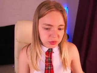 EmilySunshineS's Live Sex Cam Show